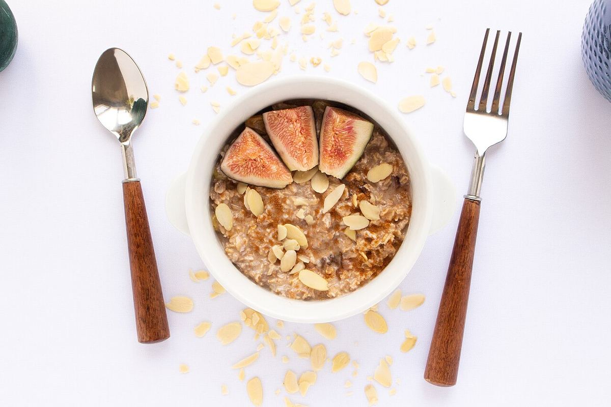 Miniatură breakfast-1.jpg